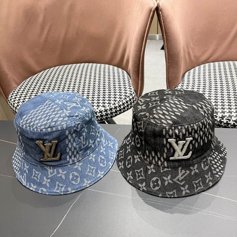 LV hat 061014
